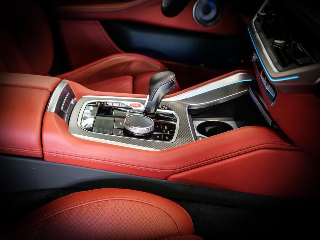 BMW XM