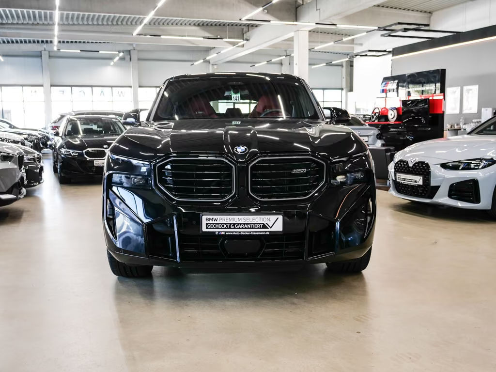 BMW XM