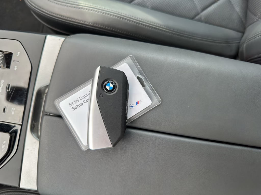 BMW iX