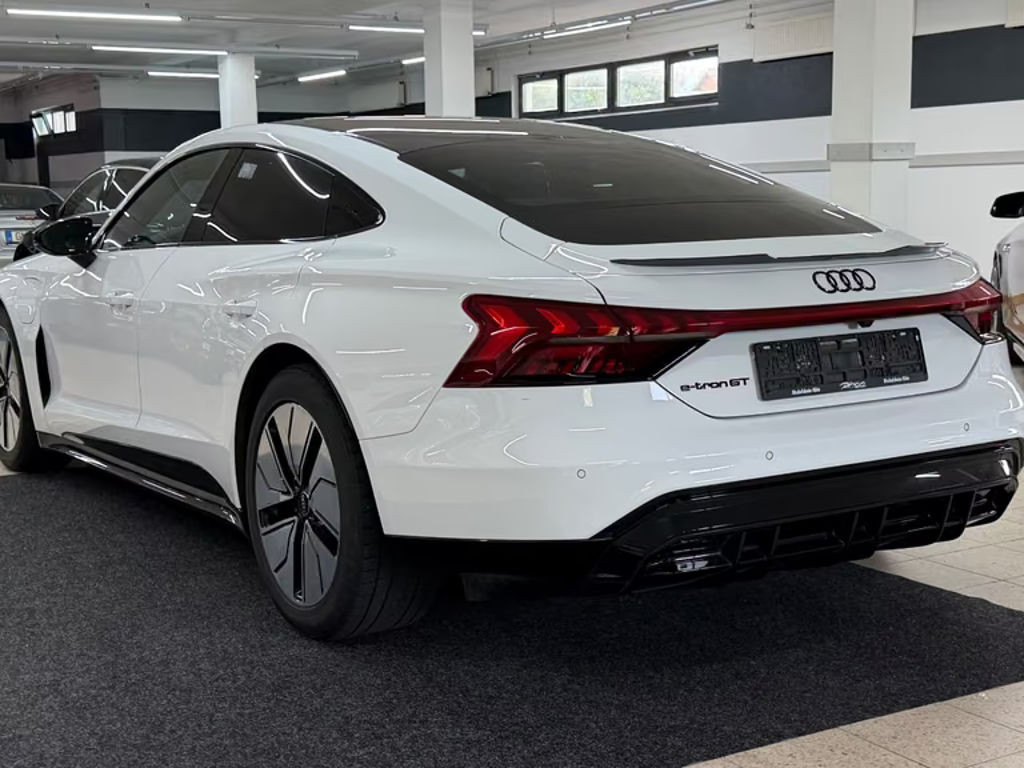 Audi e-tron GT
