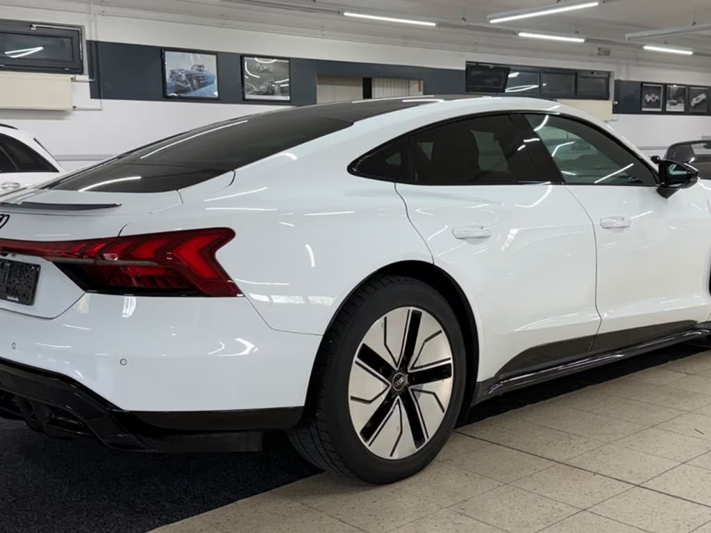Audi e-tron GT