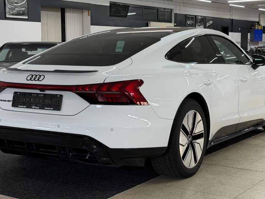 Audi e-tron GT