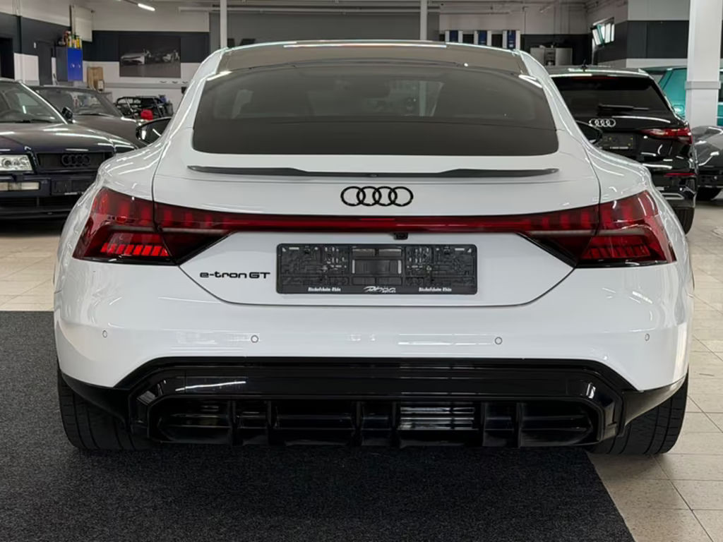 Audi e-tron GT