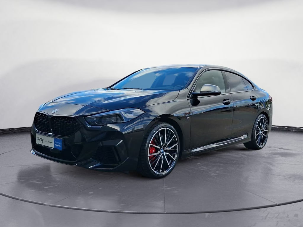 BMW M235