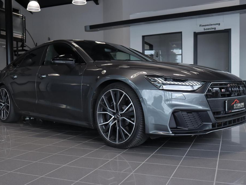 Audi S7
