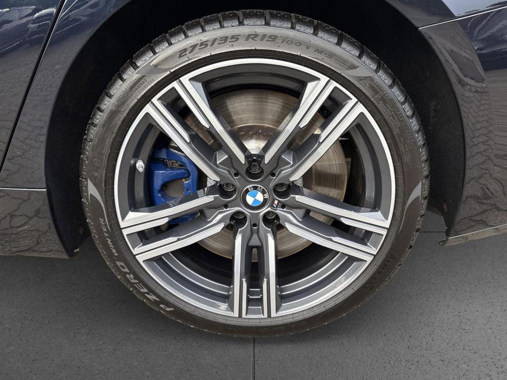 BMW M850