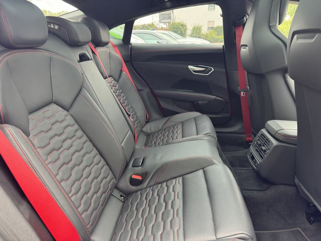 Audi RS e-tron GT