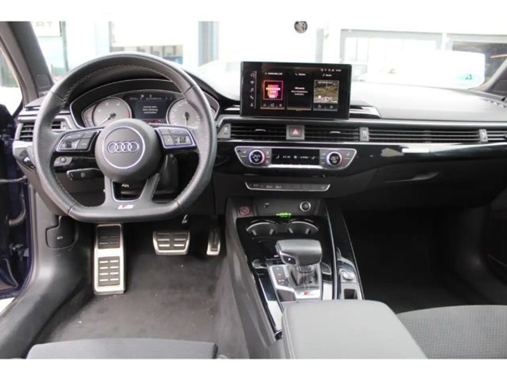 Audi S4