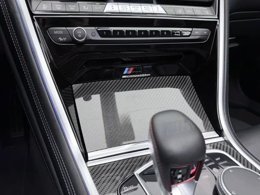 BMW M8