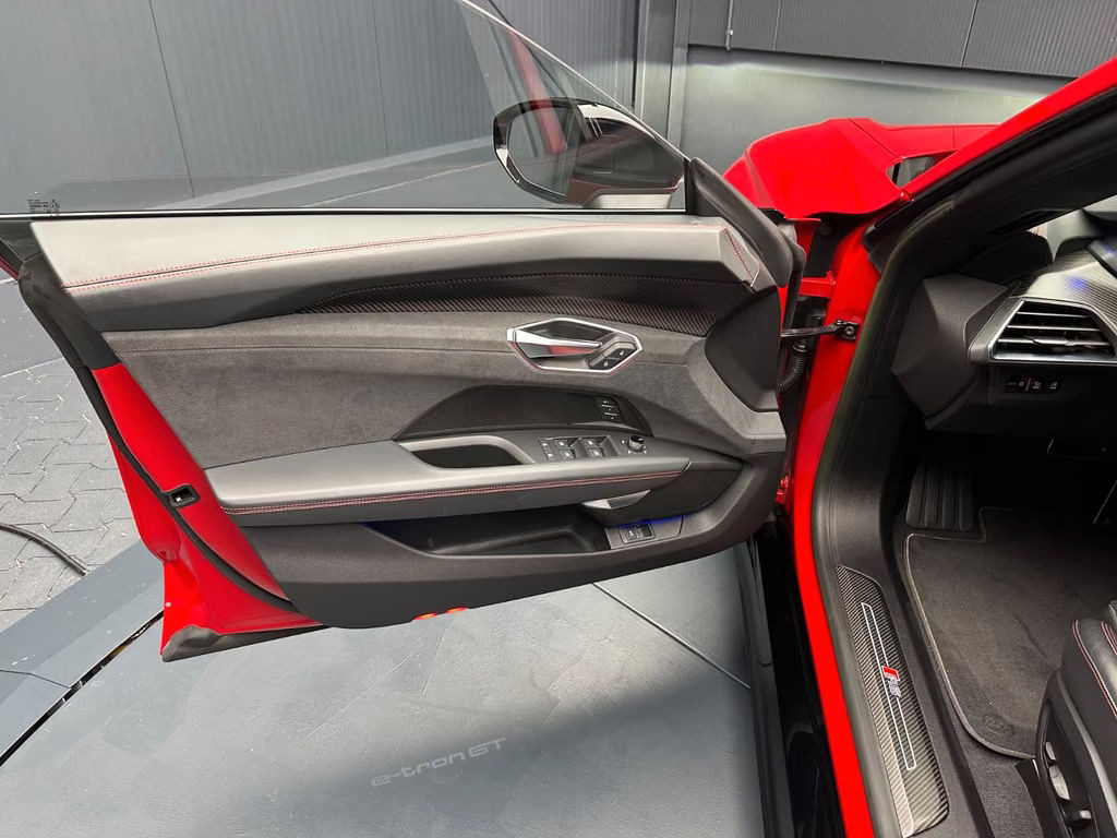 Audi RS e-tron GT