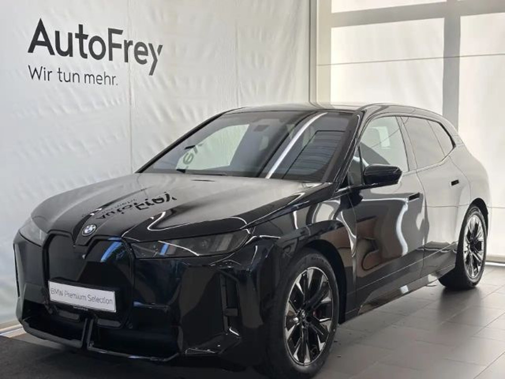 BMW iX xDrive45