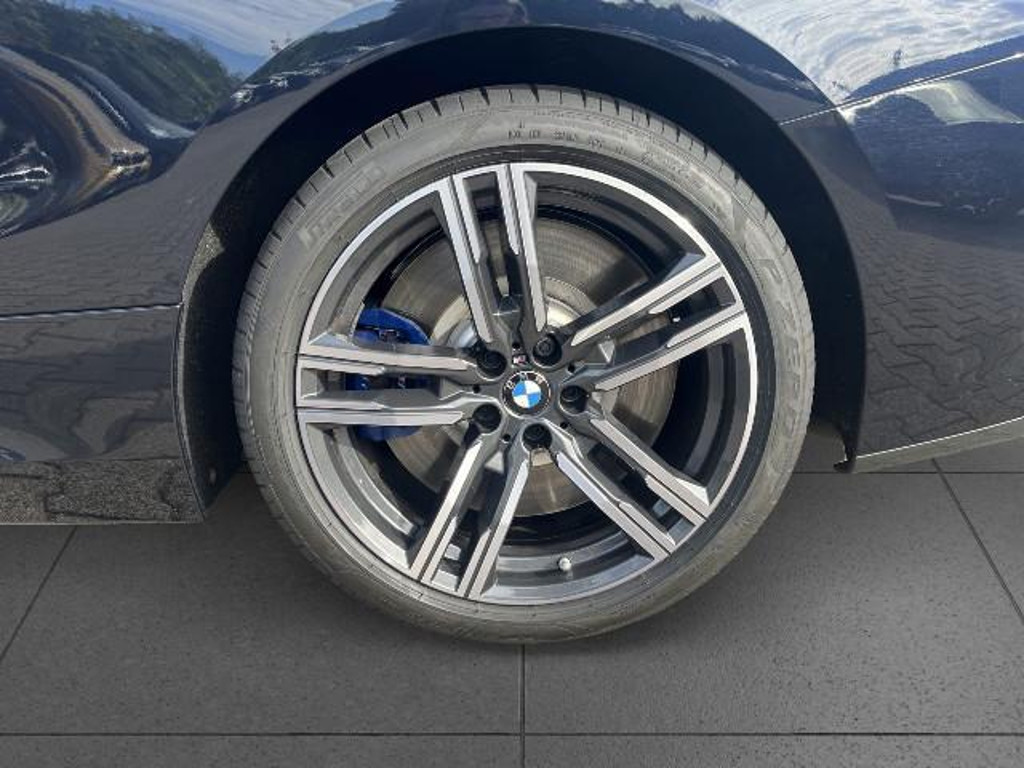 BMW M850