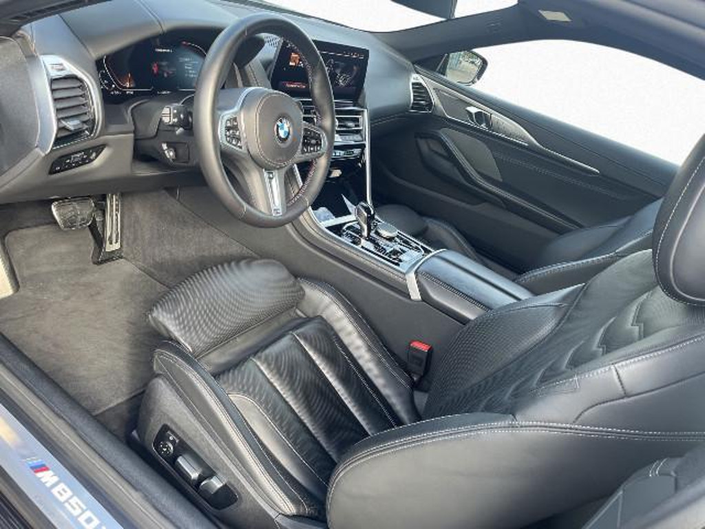 BMW M850