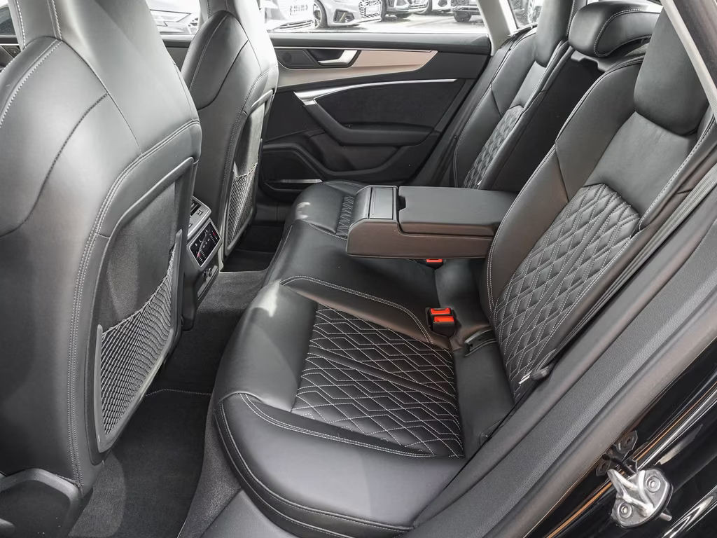 Audi S7