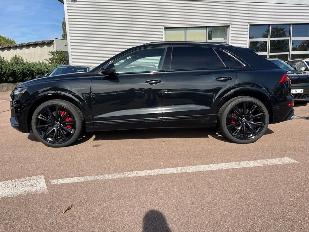 Audi SQ8
