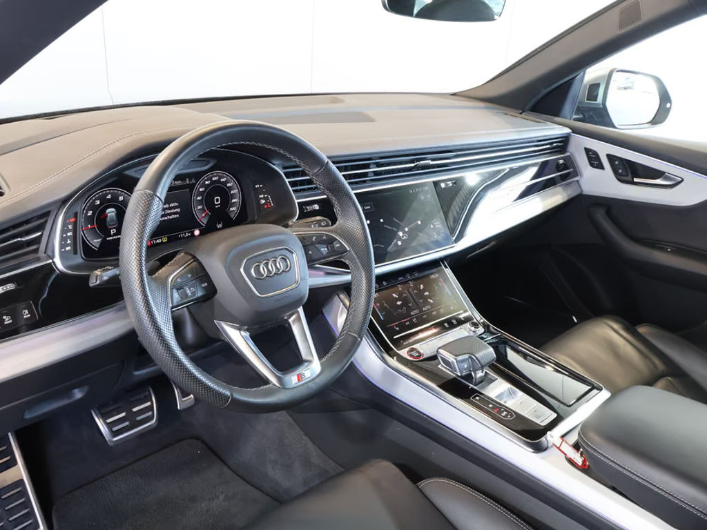 Audi SQ8