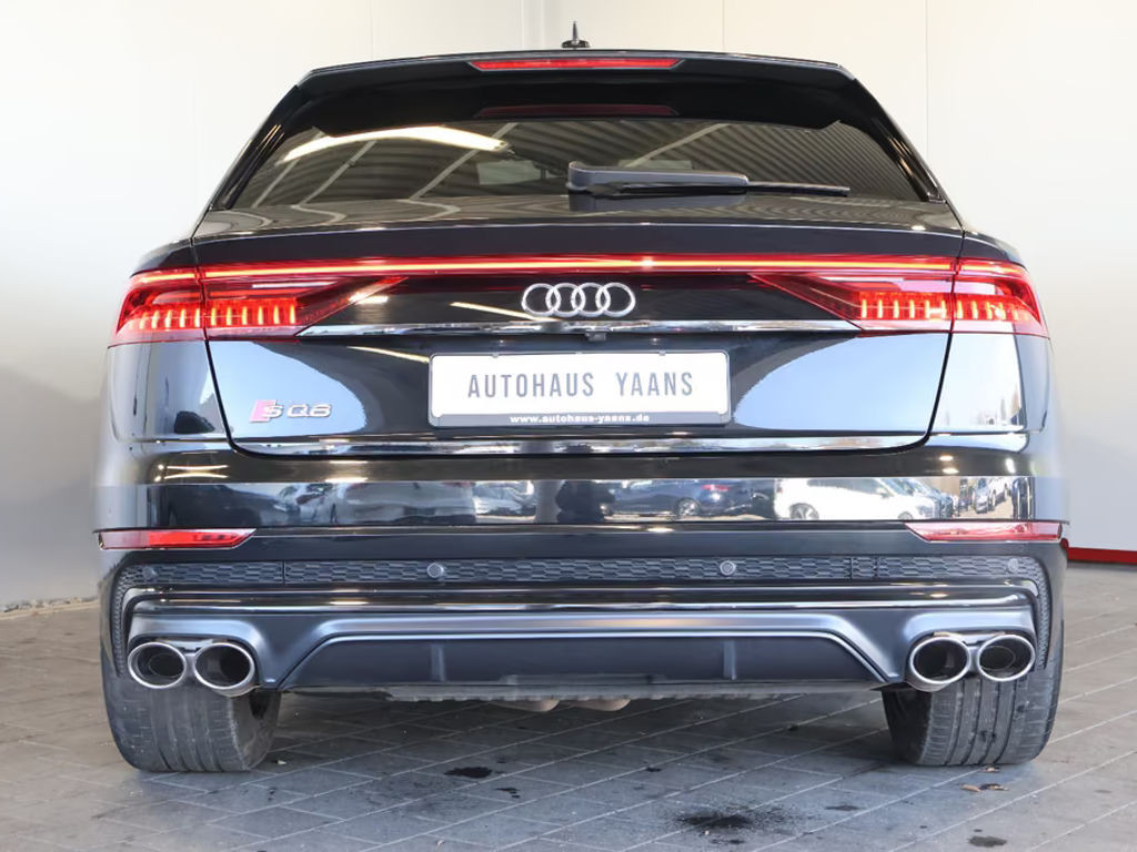 Audi SQ8
