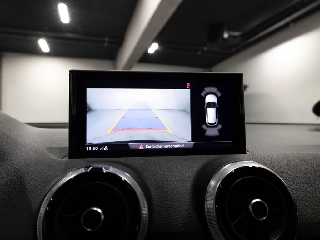 Audi SQ2