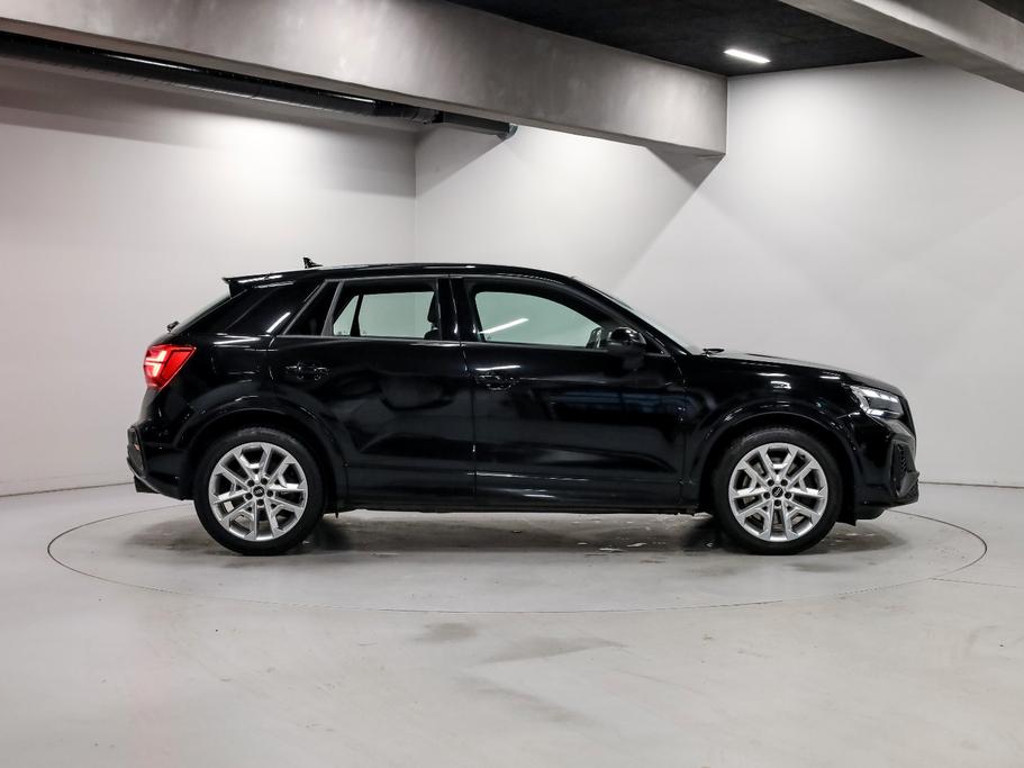 Audi SQ2