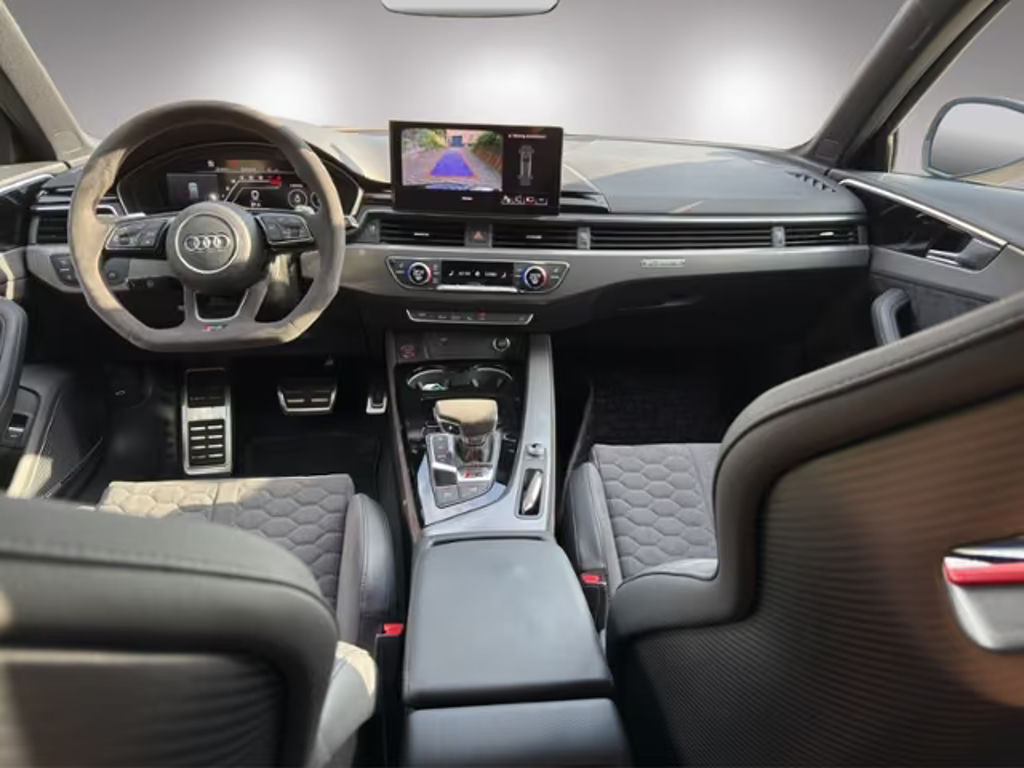 Audi RS4