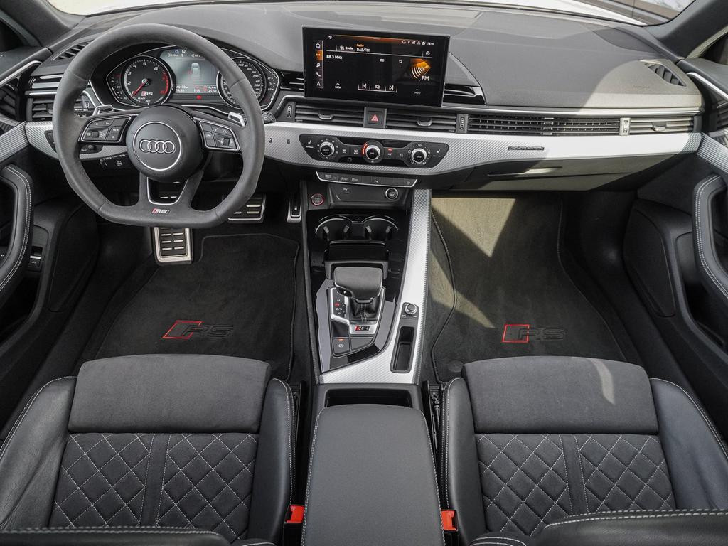 Audi RS4