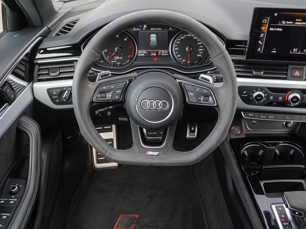 Audi RS4