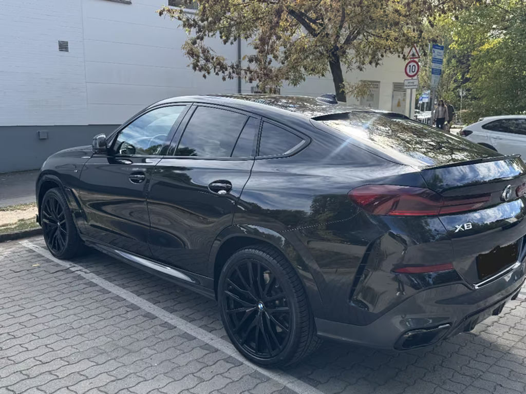 BMW X6