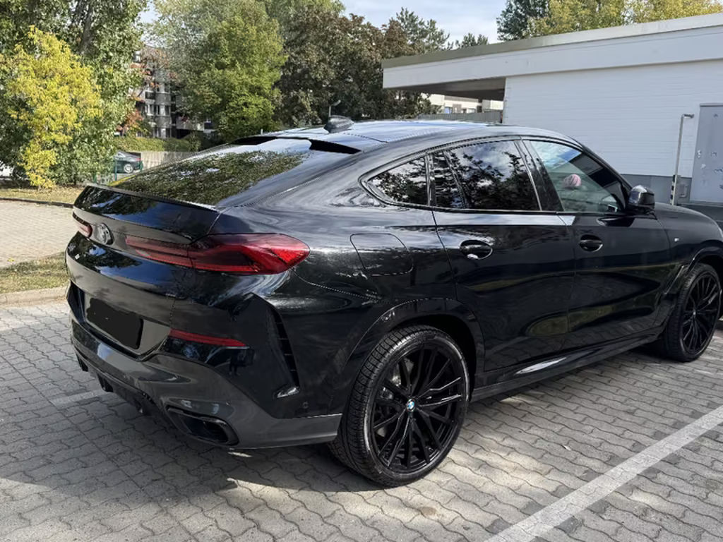BMW X6