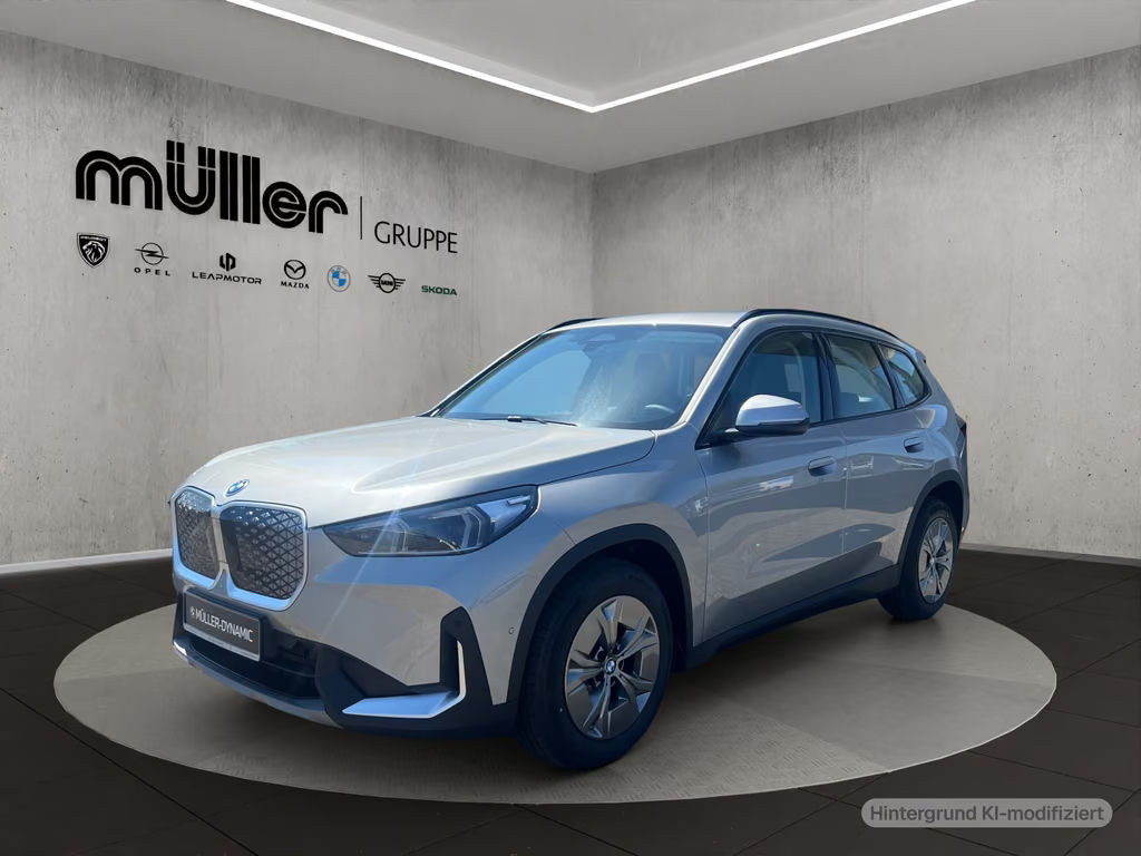 BMW iX1 xDrive30