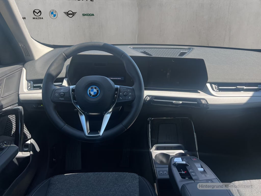 BMW iX1
