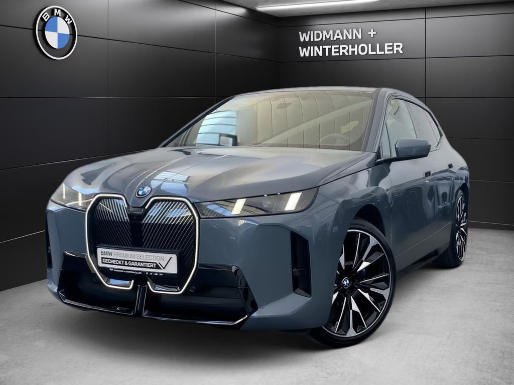 BMW iX