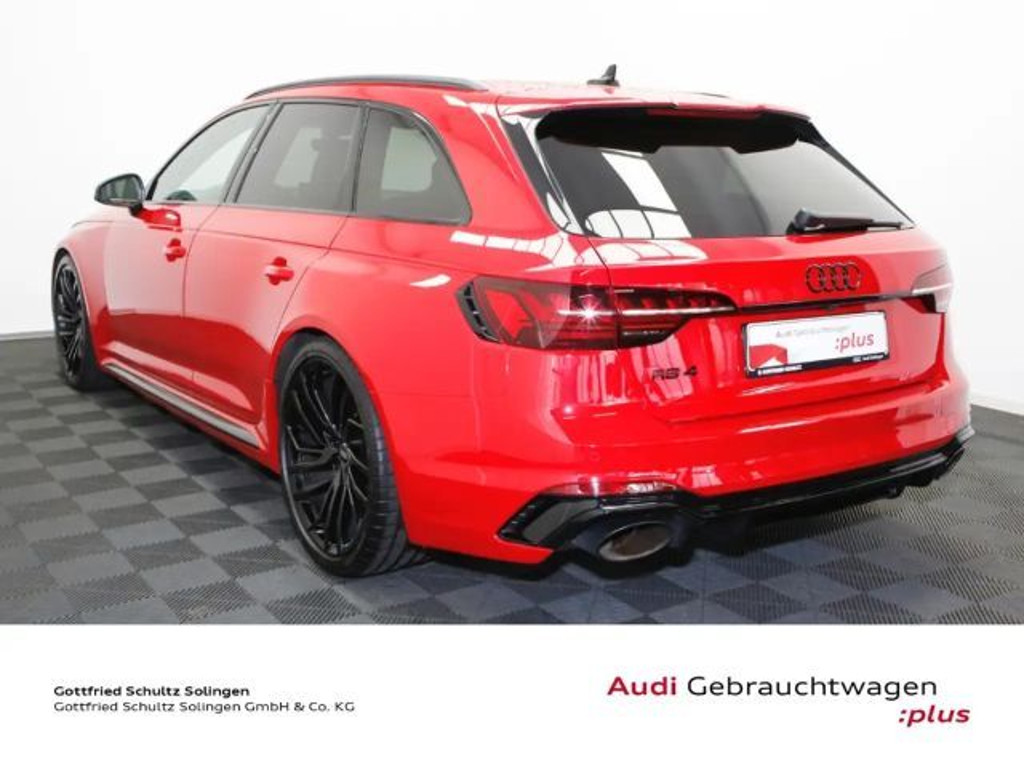 Audi RS4