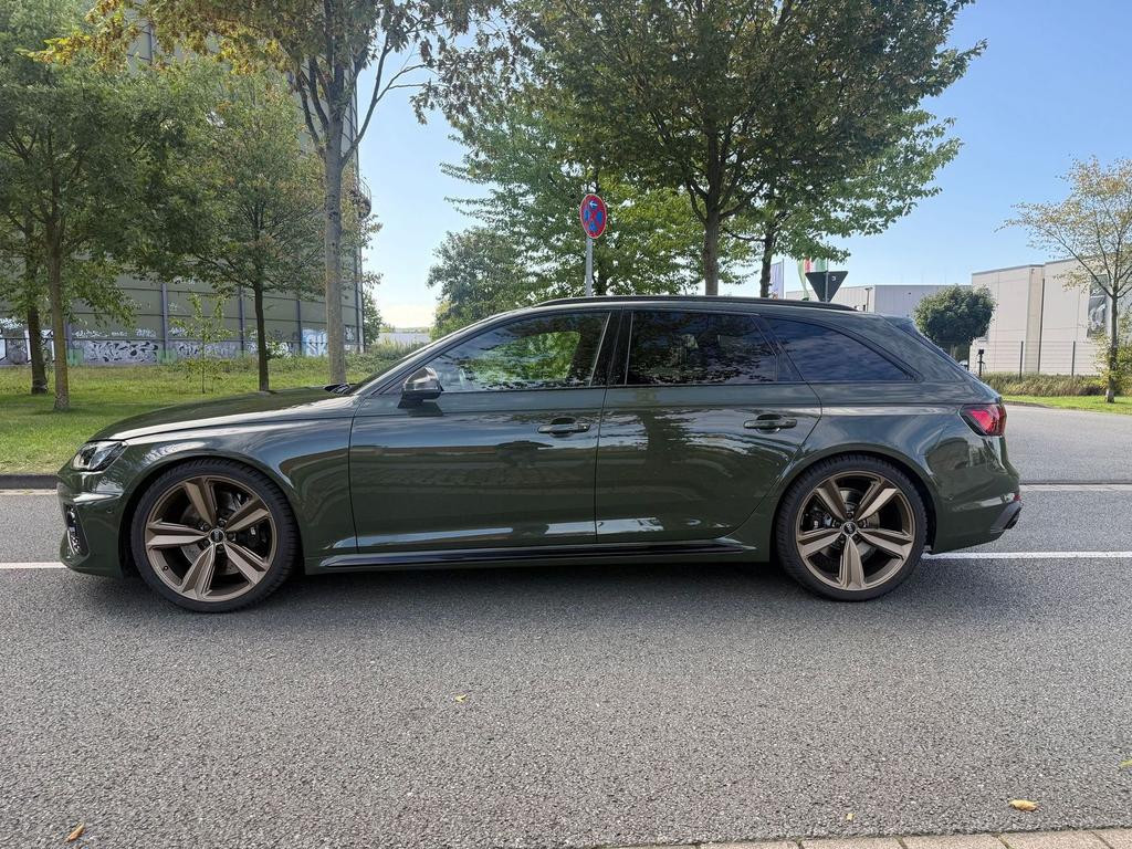 Audi RS4
