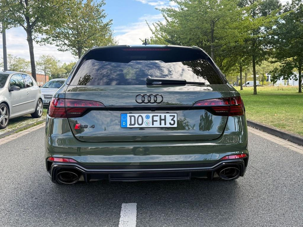 Audi RS4