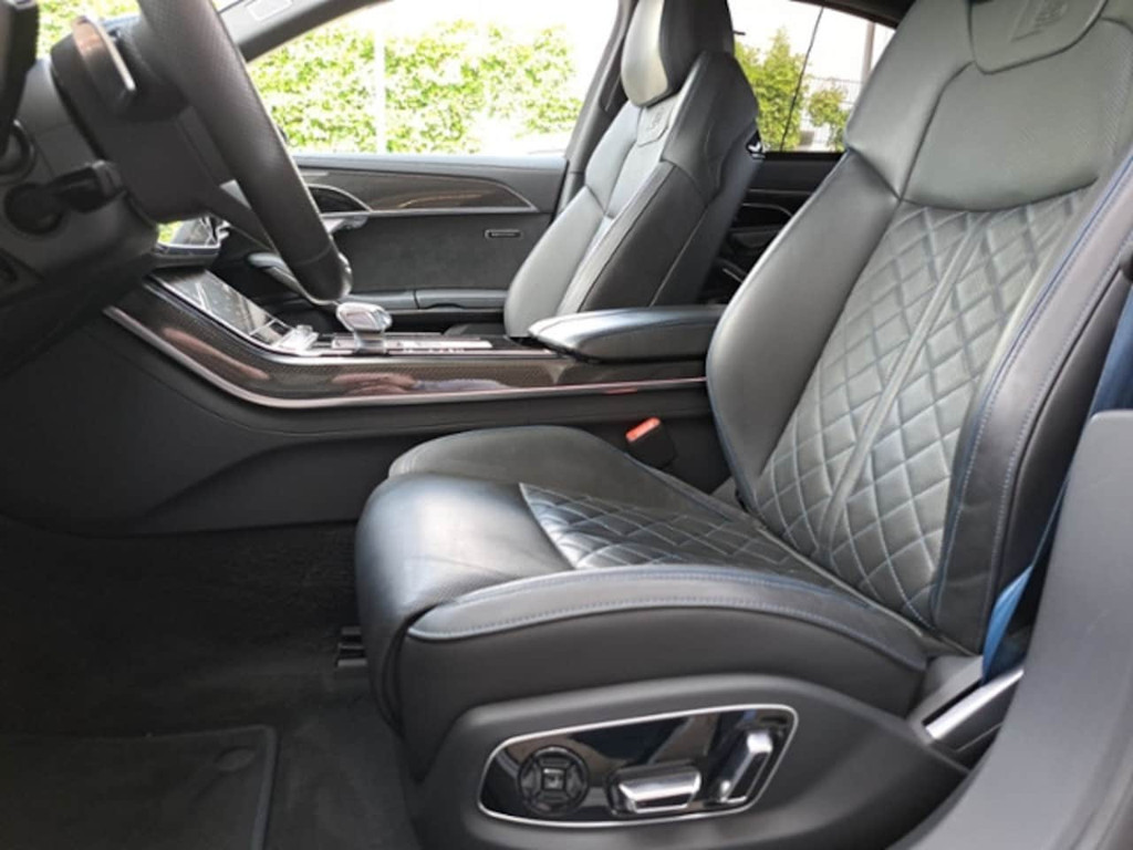 Audi S8