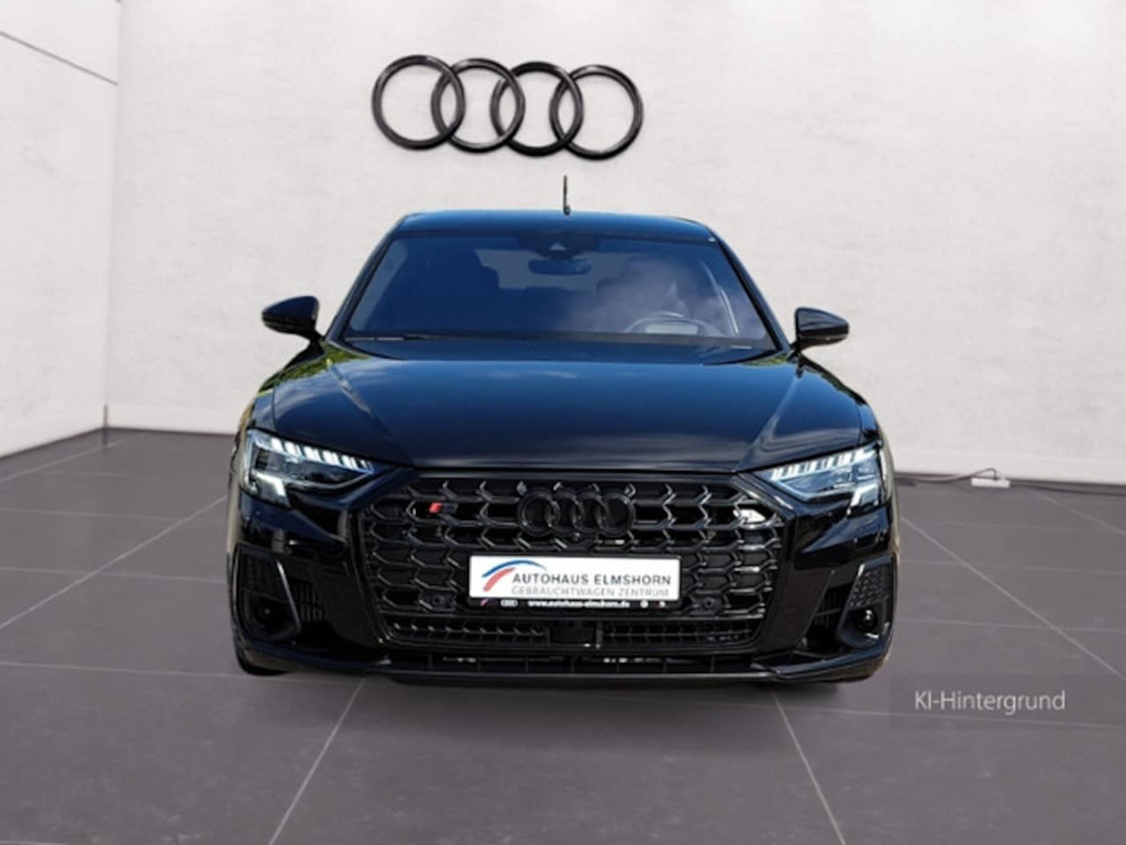 Audi S8