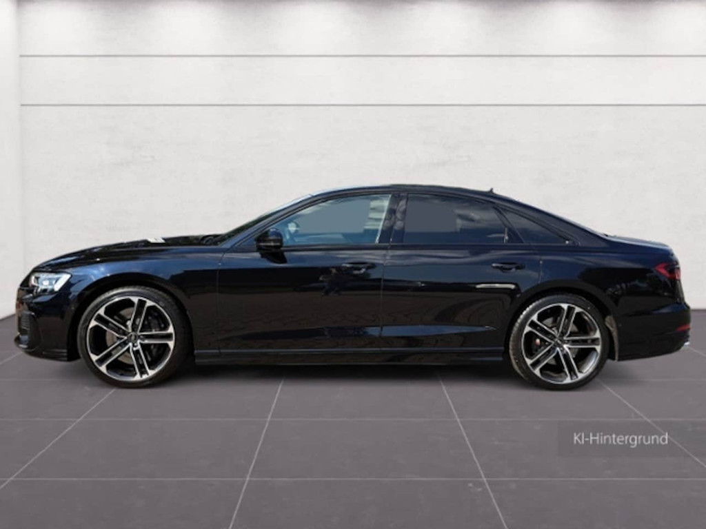 Audi S8
