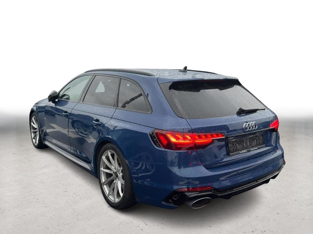 Audi RS4