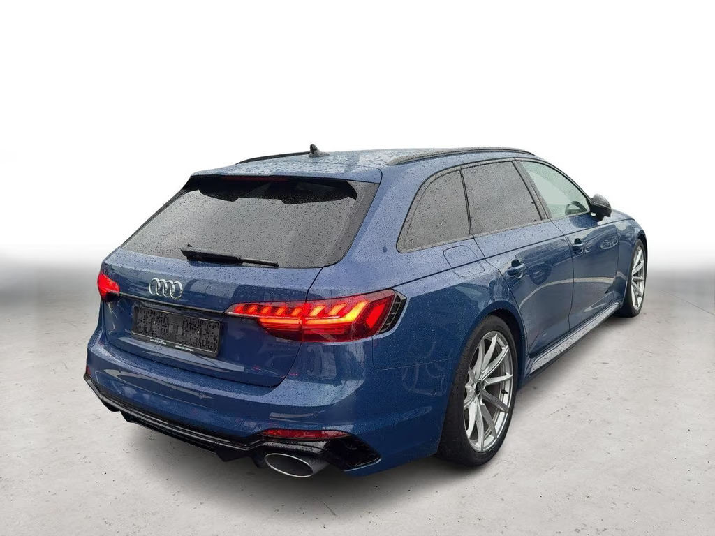Audi RS4