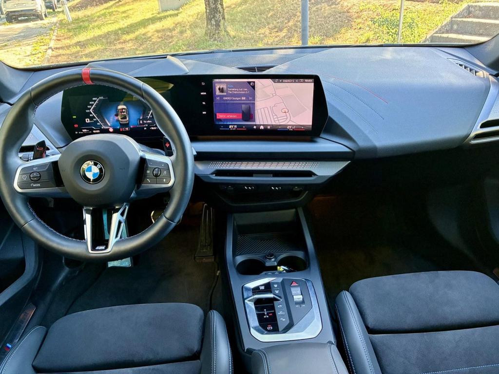 BMW M235