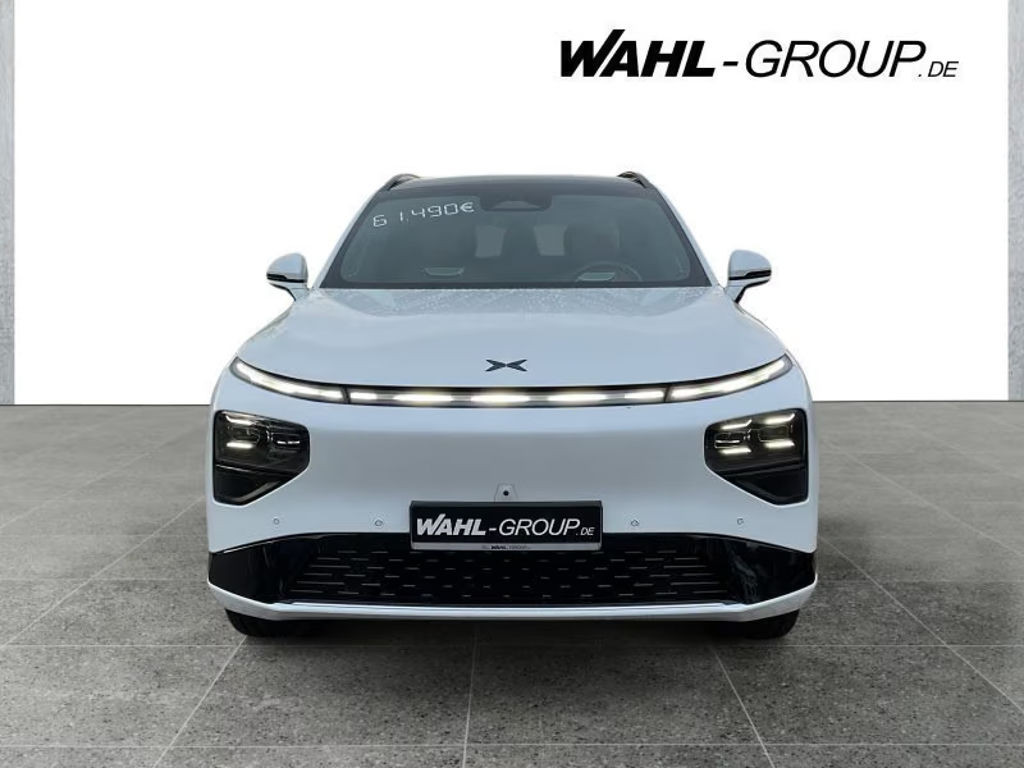 Xpeng G9