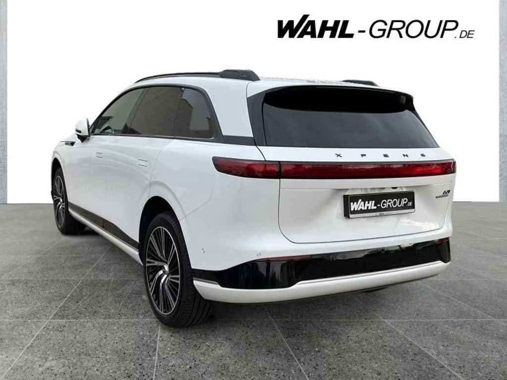 Xpeng G9