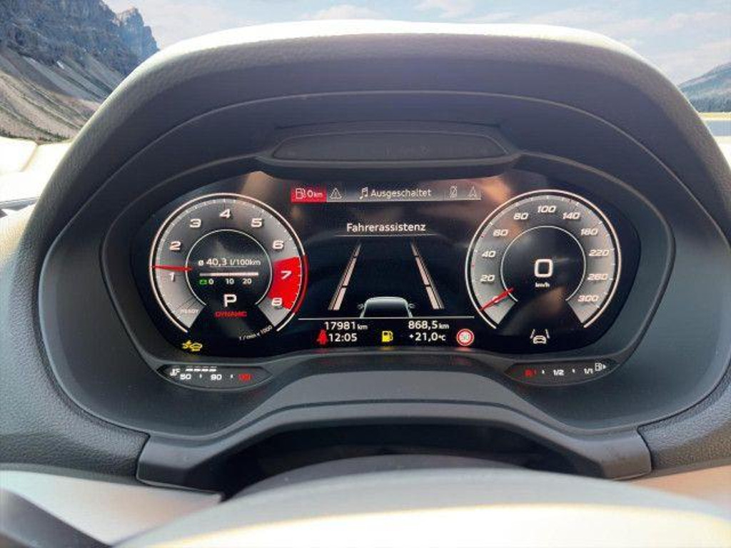 Audi SQ2