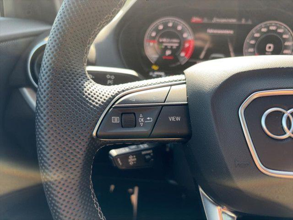 Audi SQ2