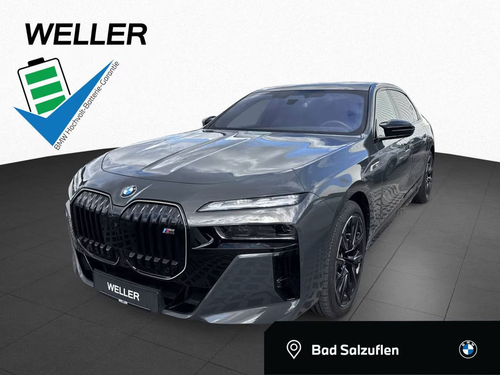 BMW i7 Sedan M70