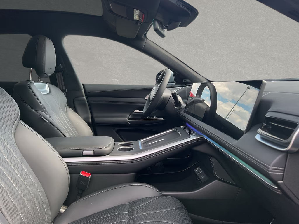 Xpeng G9