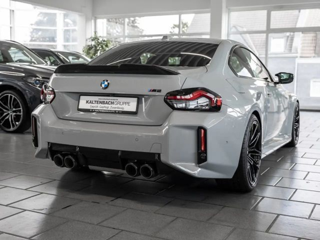 BMW M2
