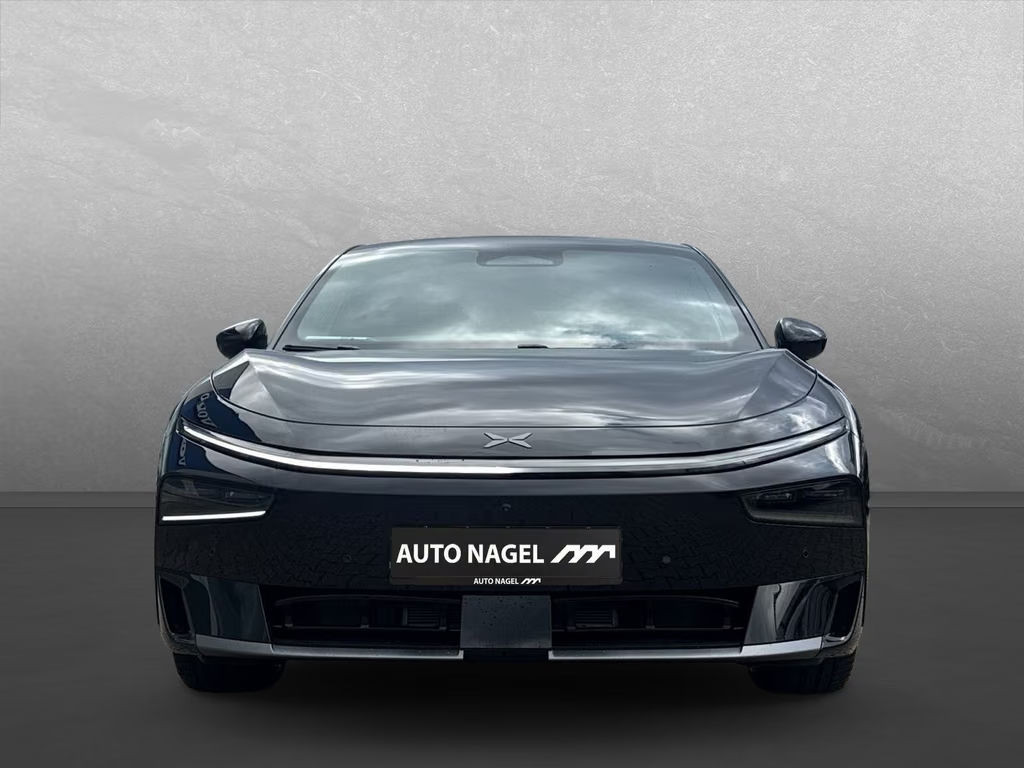Xpeng P7