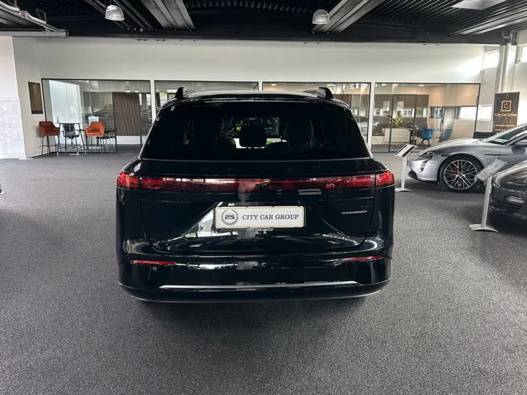 Xpeng G9