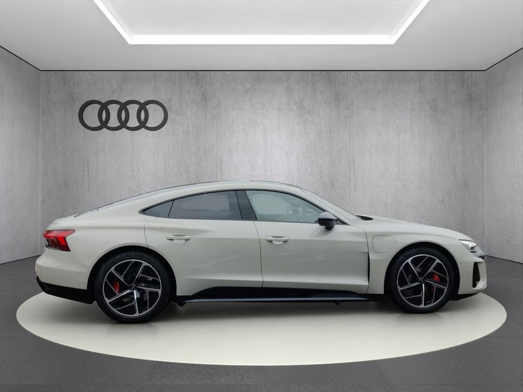 Audi e-tron GT